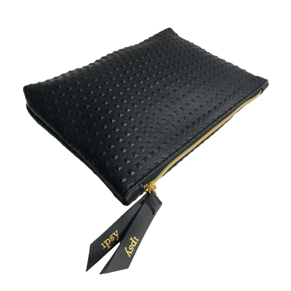 IPSY Zippered Textured Black Rubber Lined Case